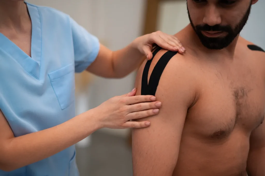 ¿Cómo tratar un desgarro muscular para una recuperación eficaz?
